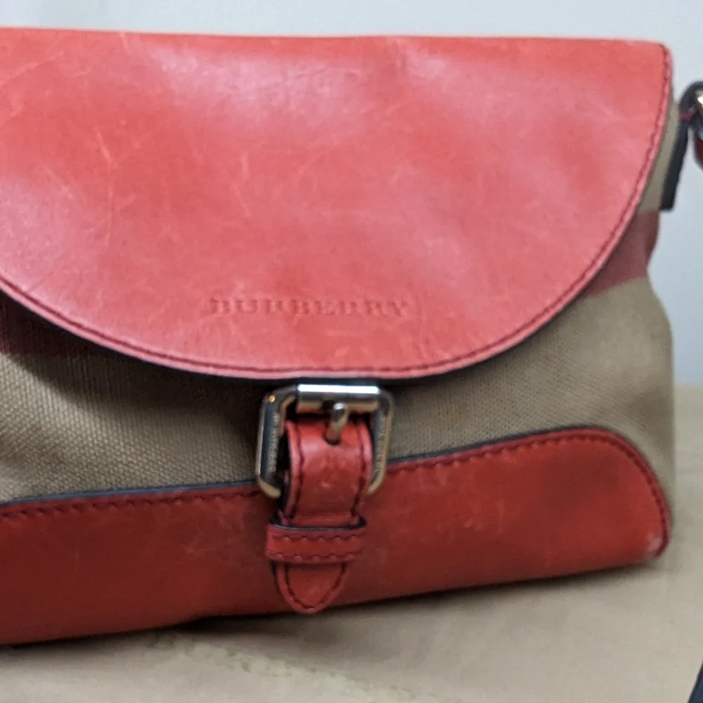 Burberry "Henham" house check crossbody bag - Picture 4 of 14